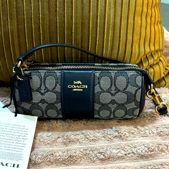 New NWT Coach Nolita Barrel In Signature Jacquard - Picture 1 of 7